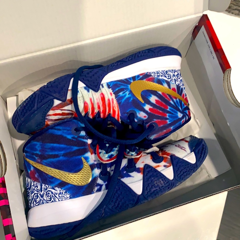 Boys Nike Sneakers